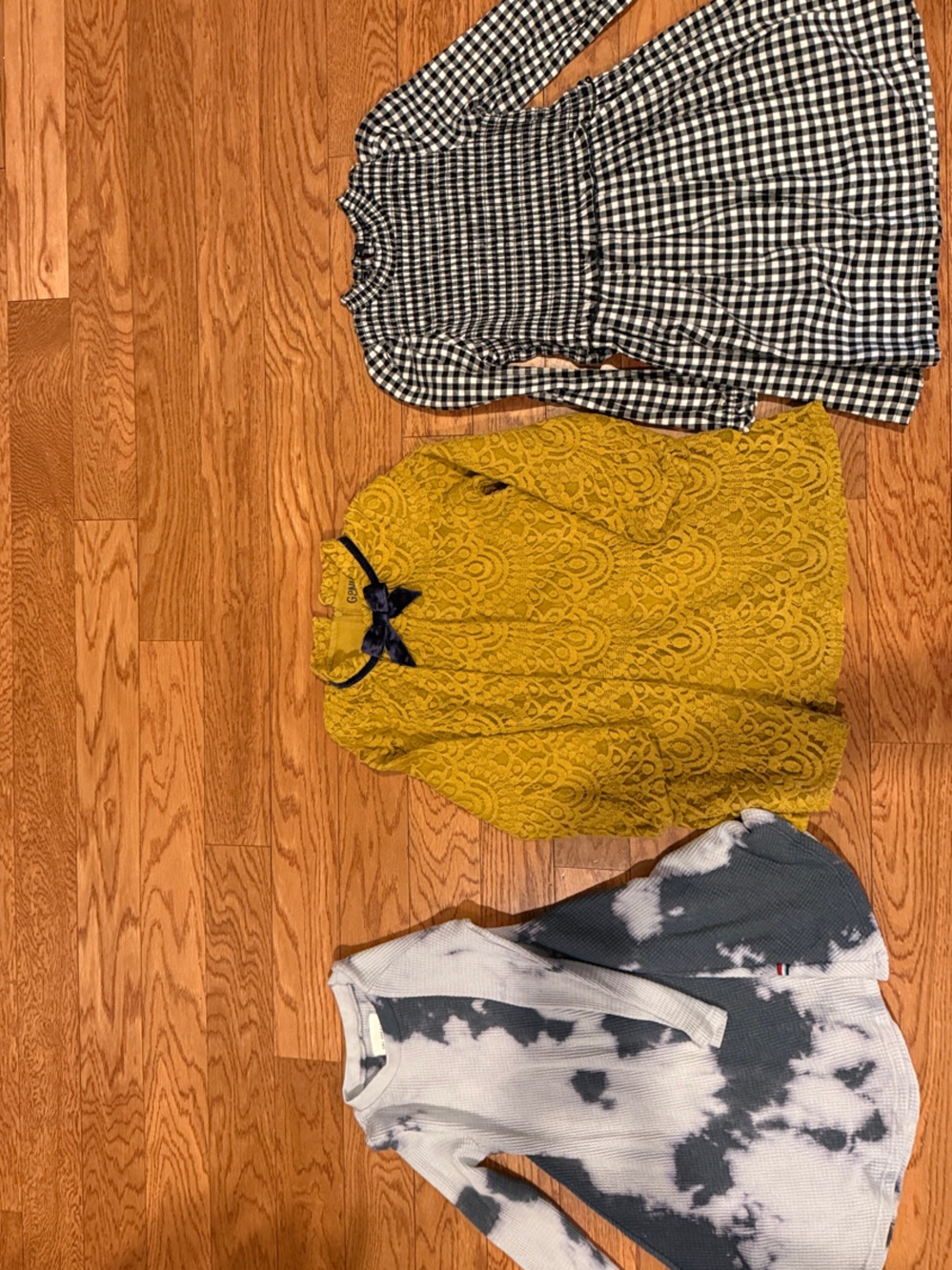 OshKosh B'gosh Yellow Lace Top with Navy Bow